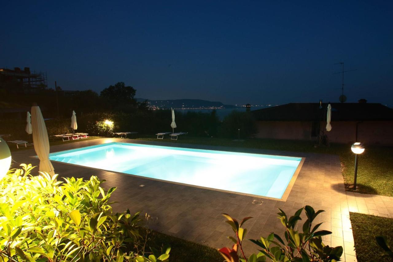 Panorama Lake View, Pool & Garden, 2 Bathrooms, Kingsize & Single-Beds, Fast Internet Toscolano Maderno Exterior photo