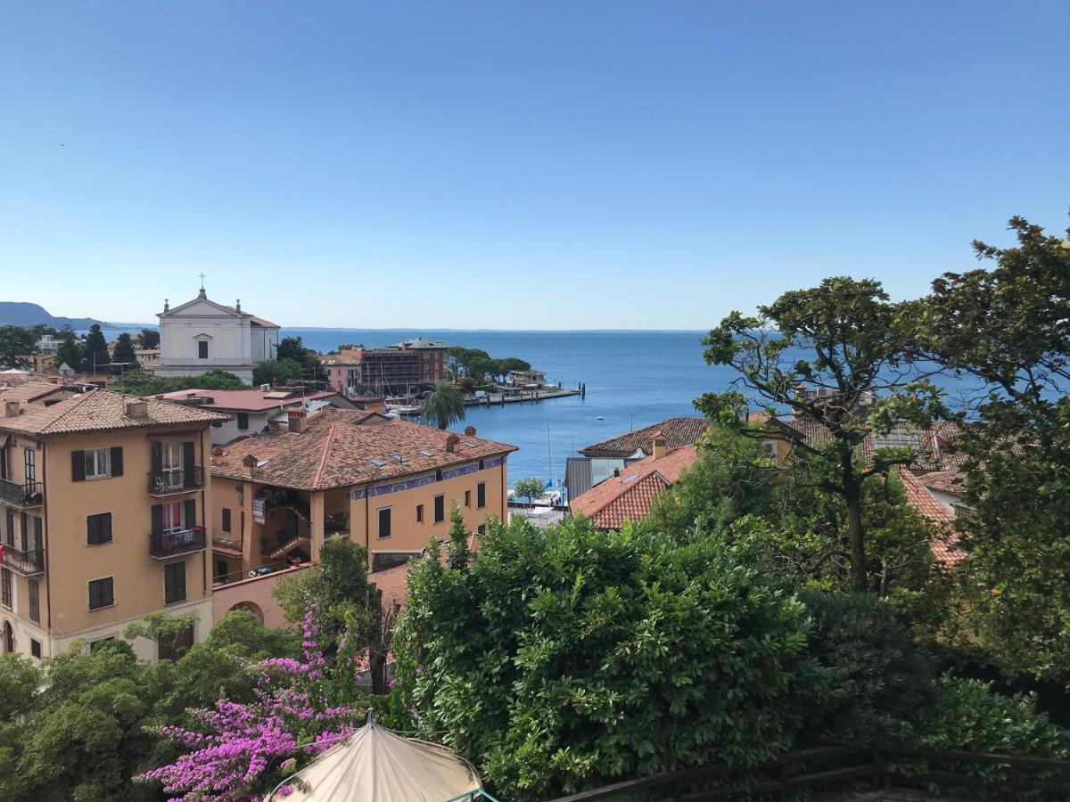 Panorama Lake View, Pool & Garden, 2 Bathrooms, Kingsize & Single-Beds, Fast Internet Toscolano Maderno Exterior photo