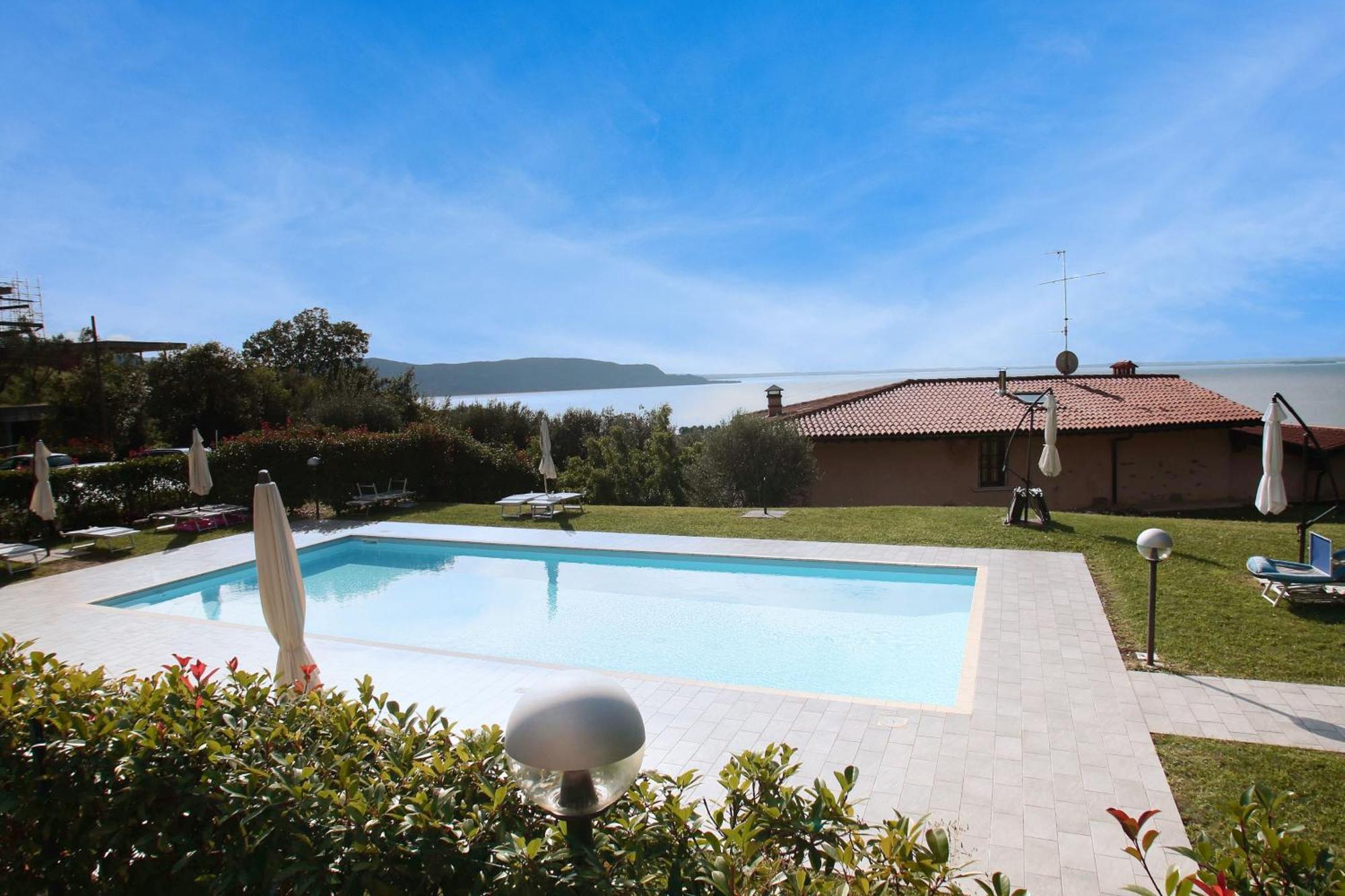 Panorama Lake View, Pool & Garden, 2 Bathrooms, Kingsize & Single-Beds, Fast Internet Toscolano Maderno Exterior photo